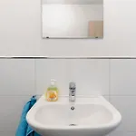 Haus Haldenweg 아파트 *